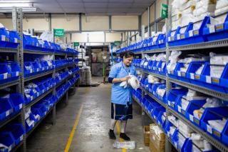 Logistique entrepôt : organiser les flux et gagner en efficacité